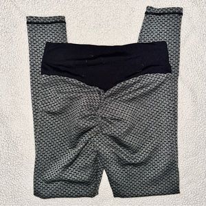 TikTok Scrunch Leggings